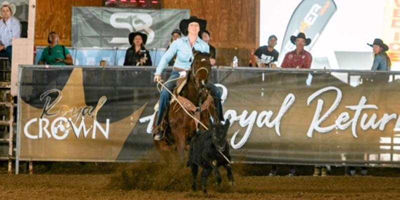 Photo of Taryn Sippel on her horse